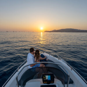 Romantic Private Boat Rental no License by SantiMaris - SantiMaris II