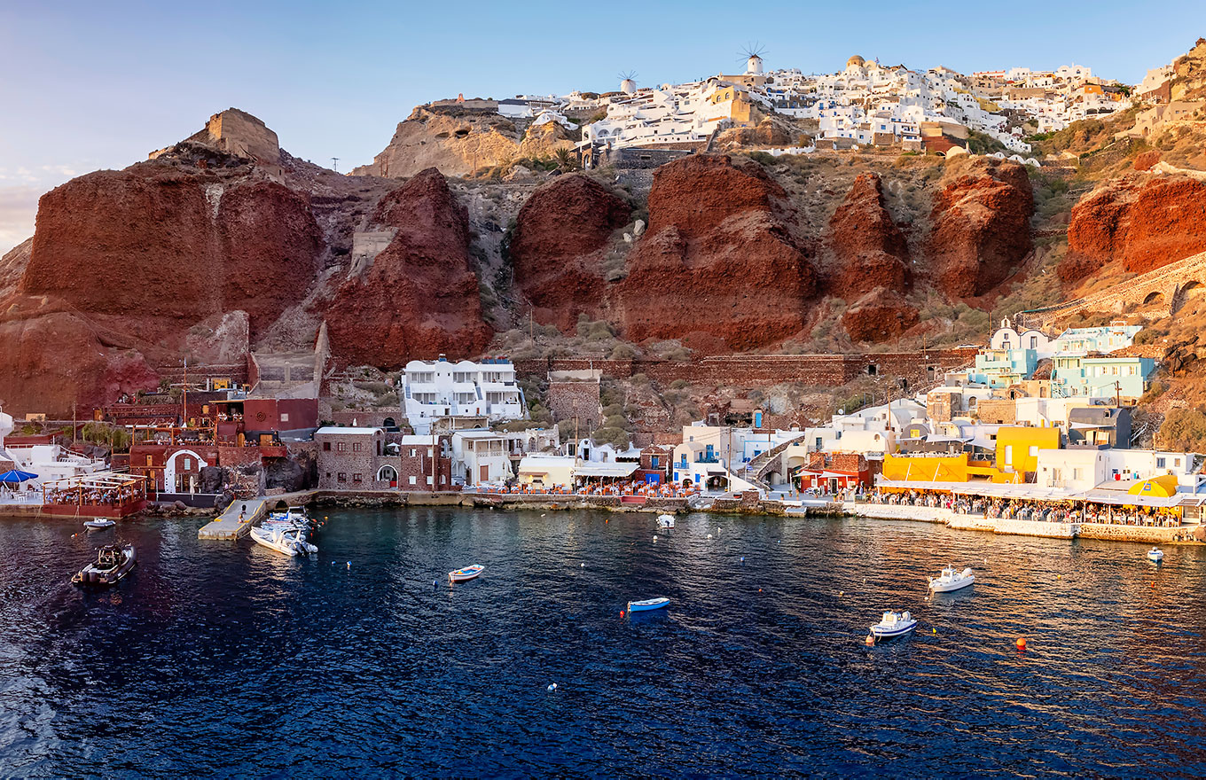 Ammoudi Bay - SantiMaris Boat Hire in Santorini Greece