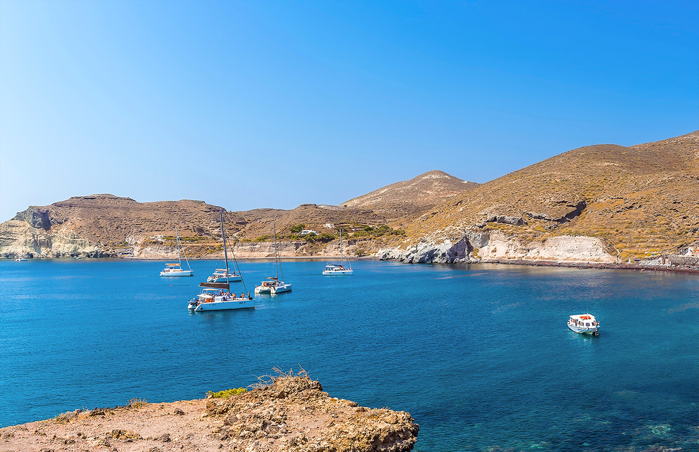 Kabia Beach - SantiMaris Boat Hire in Santorini Greece