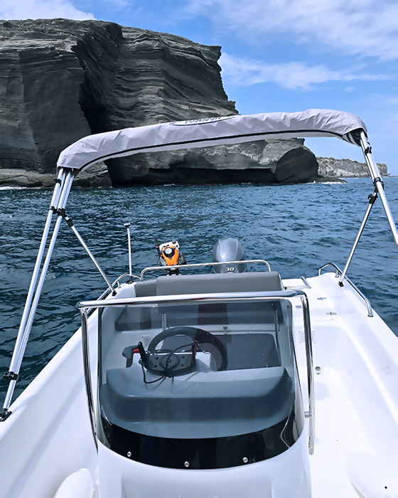 SantiMaris Santorini Boat Rental Terms