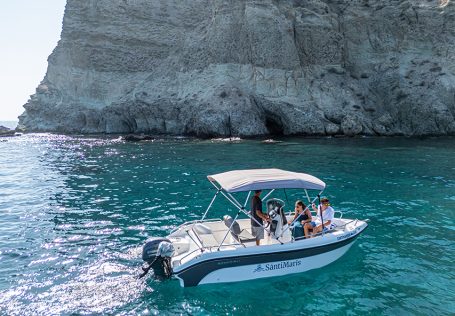 Private Boat Hire in Santorini by SantiMaris - SantiMaris I