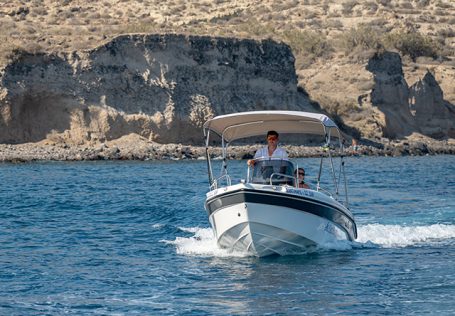 Private Boat Rental no License by SantiMaris - SantiMaris II